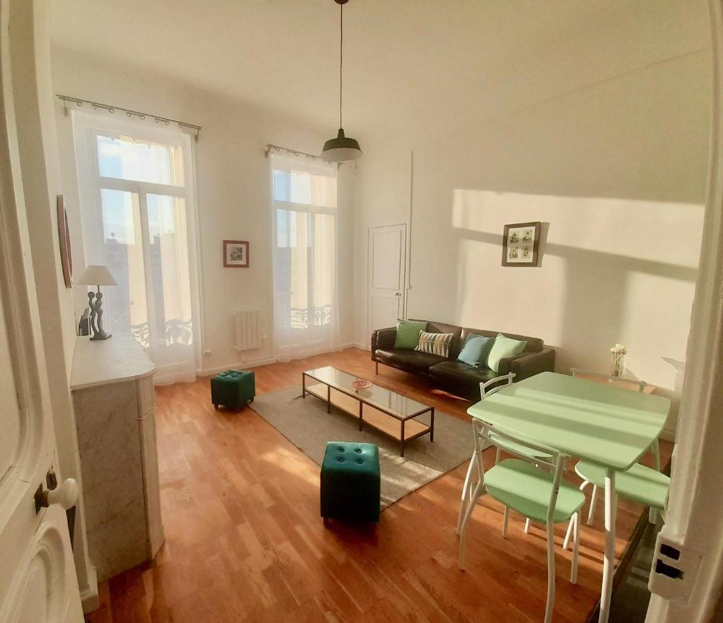 Spacieux Et Lumineux Appartement Vue Mer Joliette Marselha Exterior foto